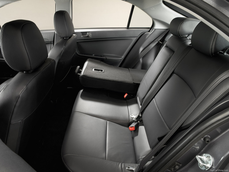 Illustration for article titled 2010 Mitsubishi Lancer Sportback Coming To America, Five-Door Style
